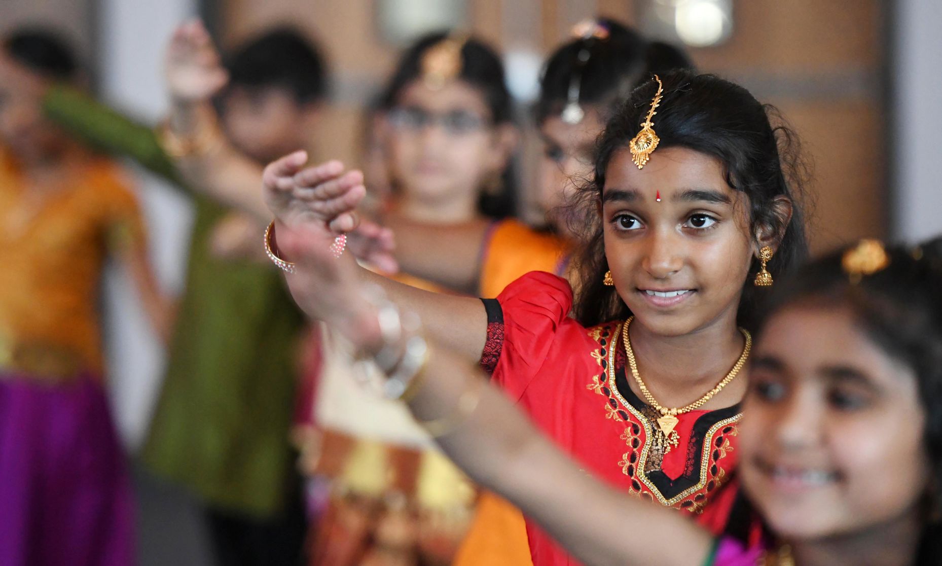 111219-news-diwali 32.JPG